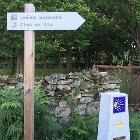 Vivienda De Uso Turistico Xunqueira De Ambia Apartment